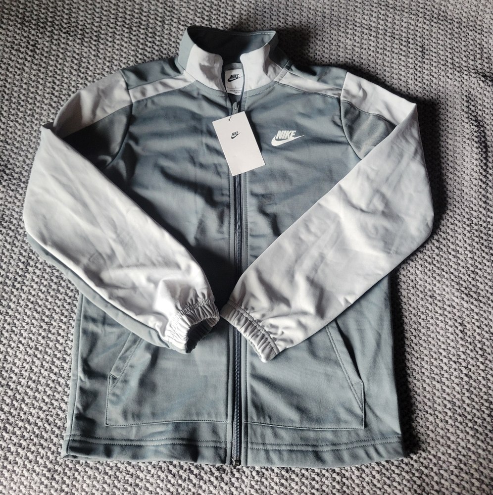 Nike Youth Athletic Jacket | Large | NWT Gray White Full Zip